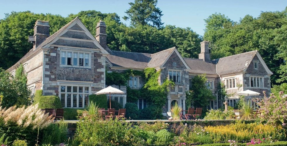 Weather Protection: Lewtrencard Manor 